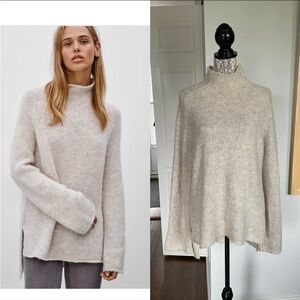 Aritzia Large Golden TNA Wool Blend Mock Neck Knit Sweater. Oatmeal.